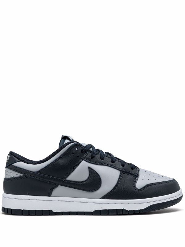 NIKE DUNK LOW Explore the Nike Dunk Low, featuring a crisp leather upper with polished overlays and classic team colors. This '80s basketball icon offers a padded, low-cut collar for all-day comfort.