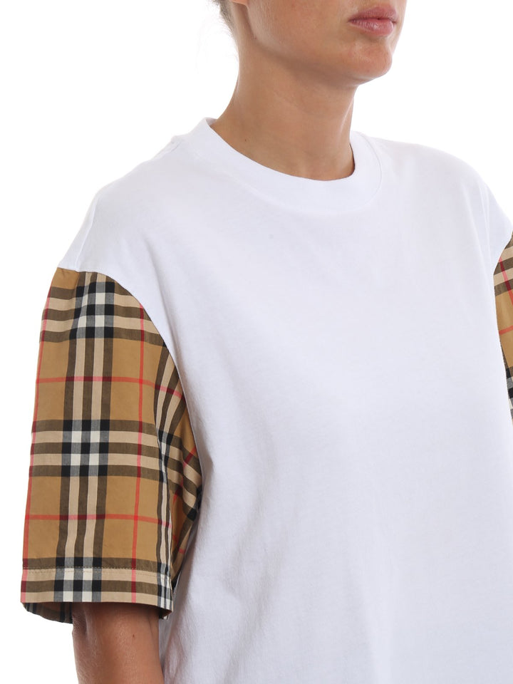 BURBERRY - T SHIRT