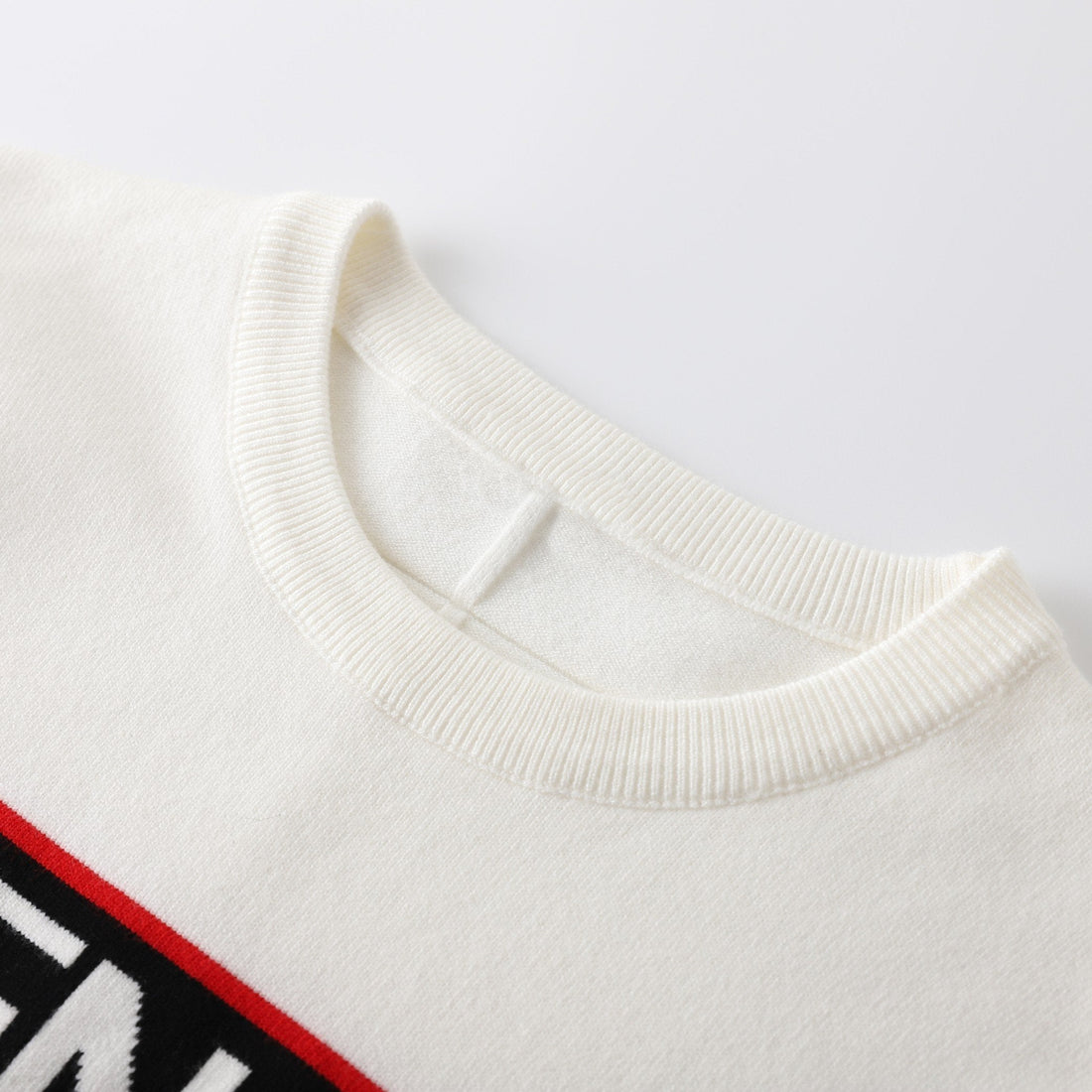 GIVENCHY - SWEATSHIRT