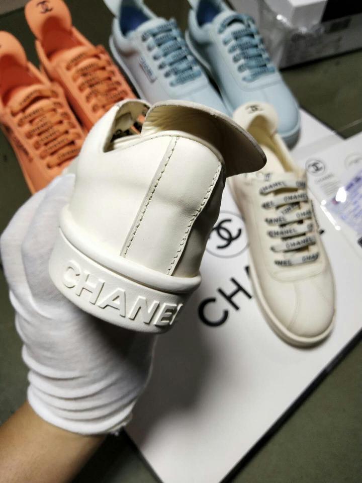 CHANEL - SNEAKER