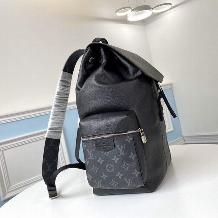 LOUIS VUITTON - BACKPACK