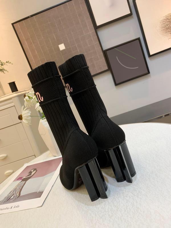 LOUIS VUITTON - WOMEN'S BOOTS