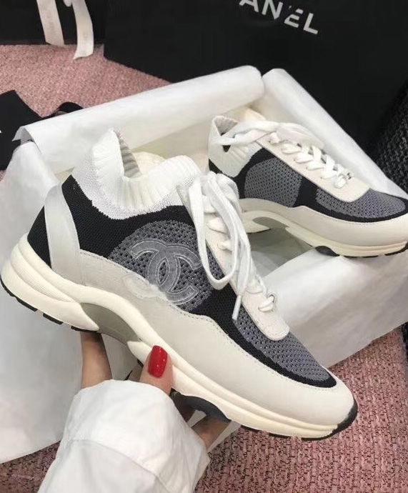 CHANEL - SNEAKER