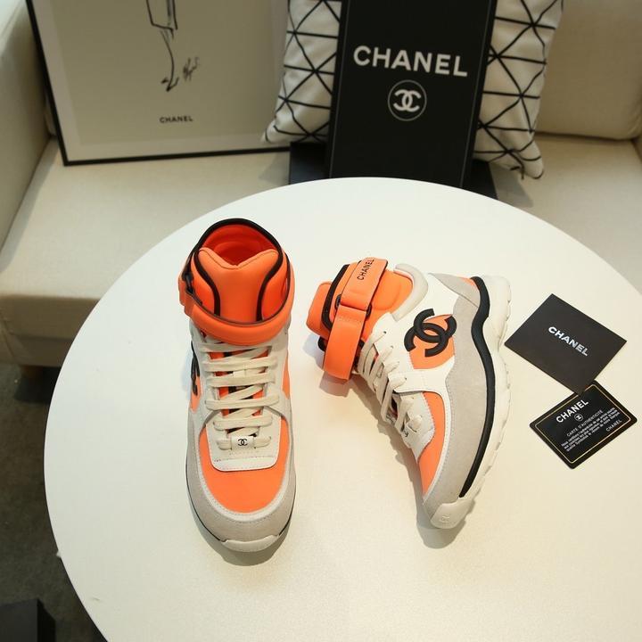 CHANEL - SNEAKER